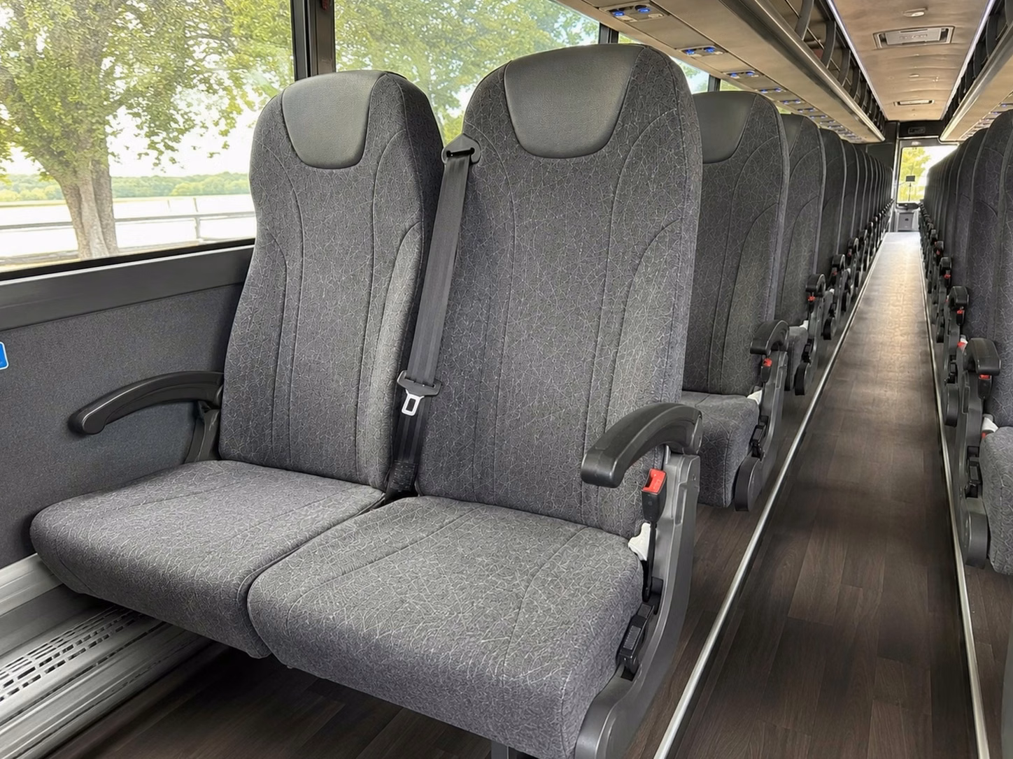 beverly hills book your beverly hills bus rental online in minutes