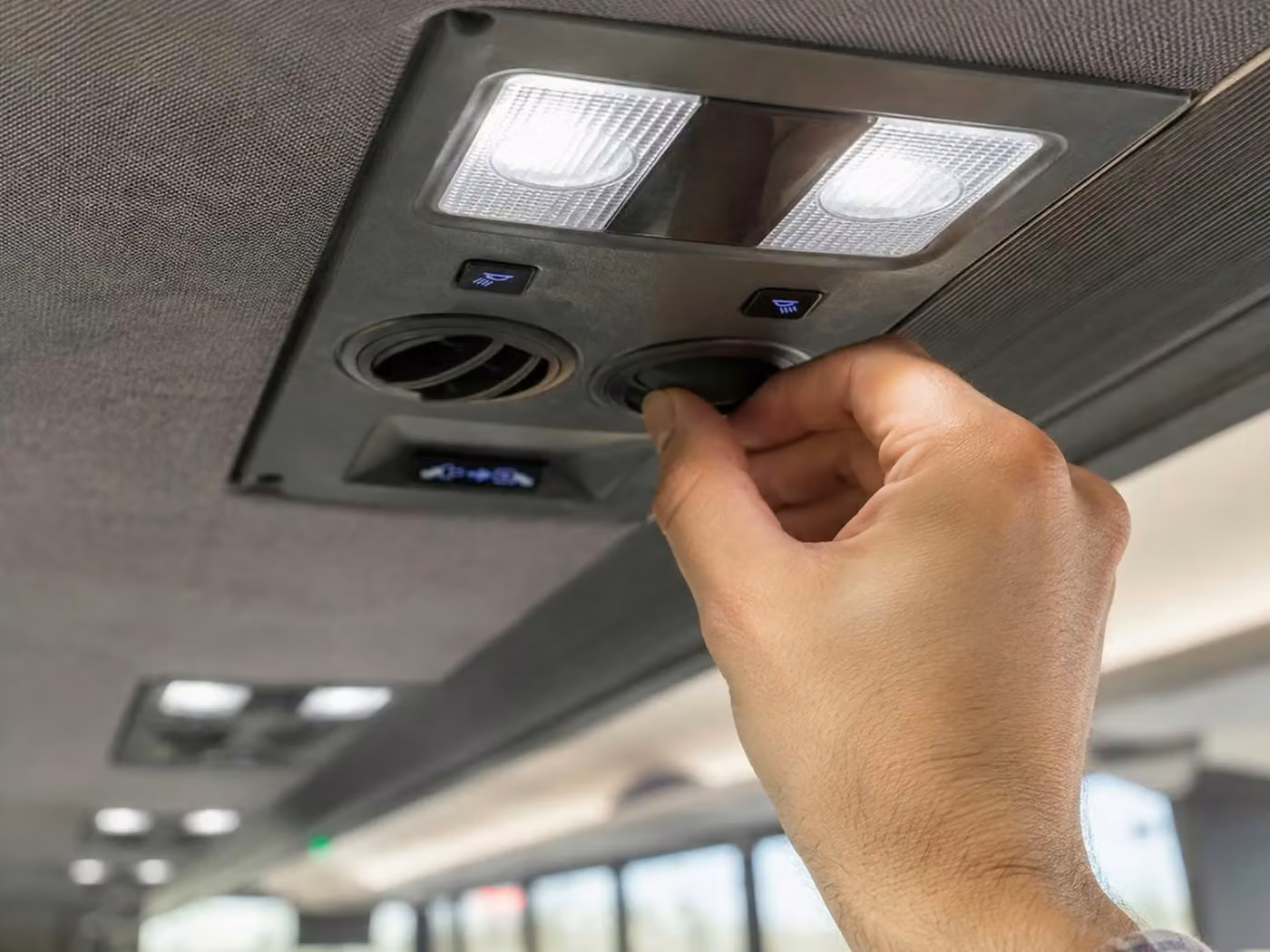 beverly hills charter bus climate control