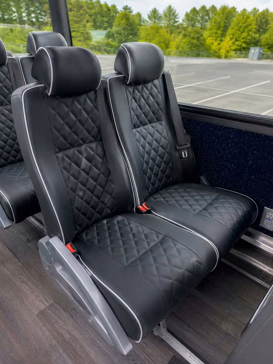 beverly hills charter bus reclining seats