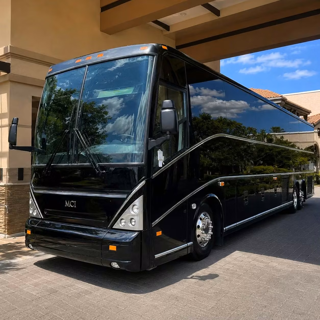 beverly hills private fan shuttles and tailgate party buses for beverly hills game days